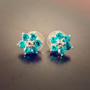 Emerald Color Floral Earrings